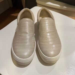 Steve Madden fashion sneakers